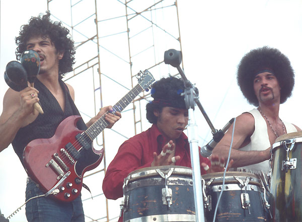http://www.alvinlee.de/page8hs1/Santana-Woodstock2.jpg